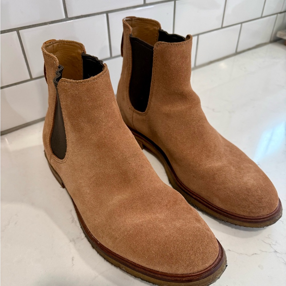 Clark’s Men’s Chelsea Boots